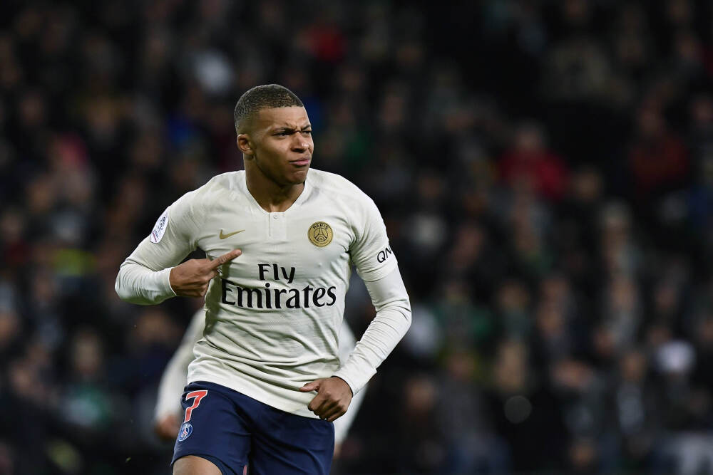 传奇终将落幕! 新赛季过后, 这八名球员大概率退役, 包括三个巨星